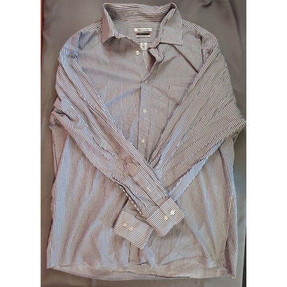 Men's Van Heusen Button Up Shirt Vertical Striped Medium - Picture 1 of 6